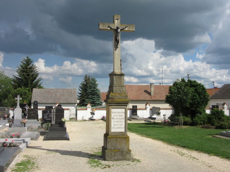 Friedhofskreuz