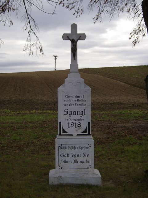 Spangl Kathi Kreuz